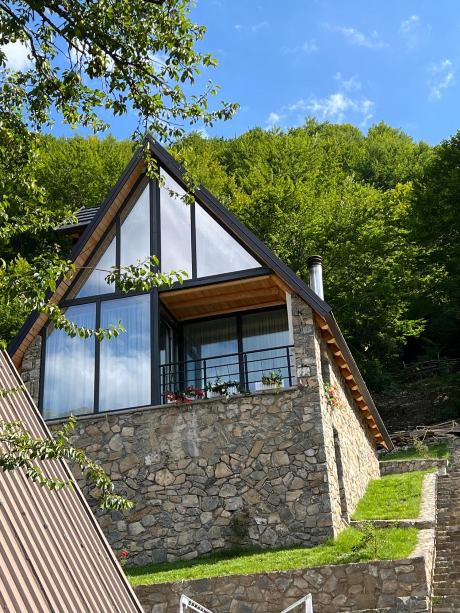 Columbus Villas Vermosh 외부 사진